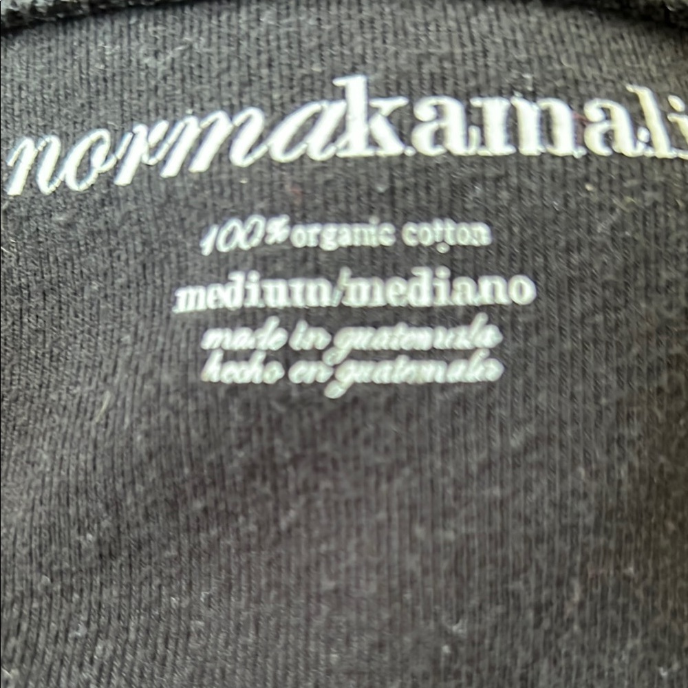 Norma Kamali Black Tee with Red Rose Heart - Picture 5 of 7